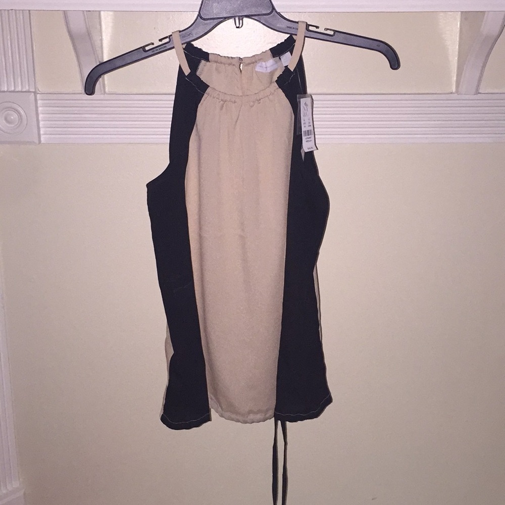 Black and beige new York and company blouse